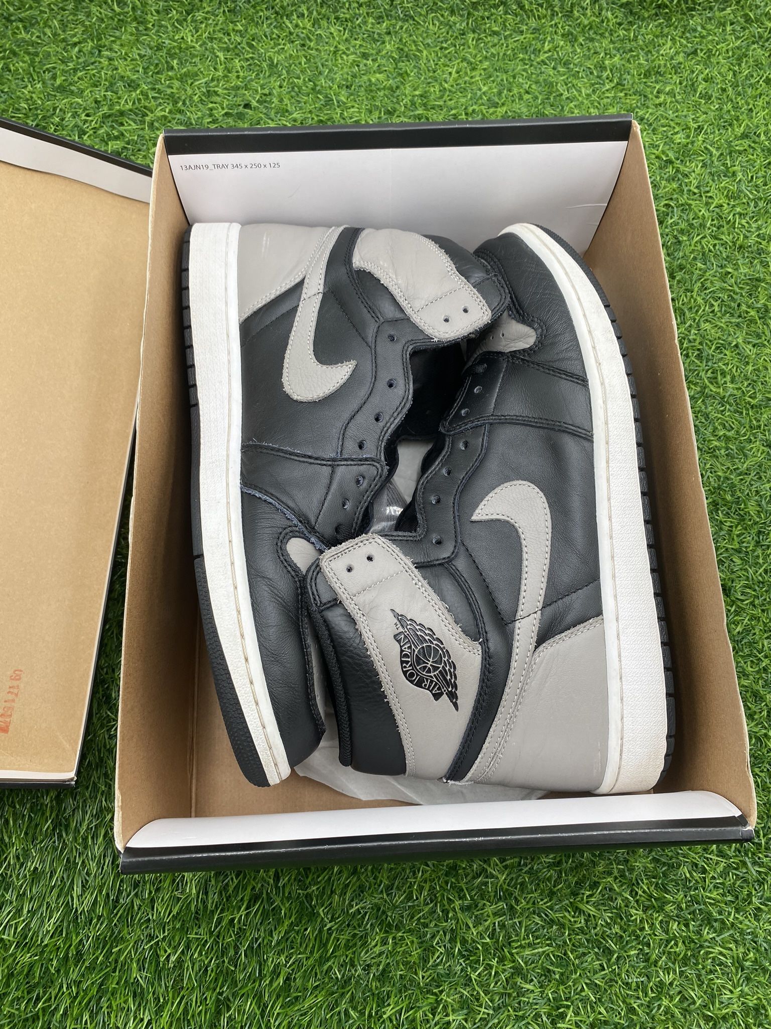 Jordan 1 “Shadow” Size 13M