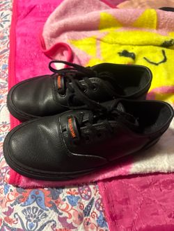 Black Converse Luzi shoes