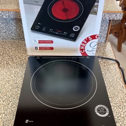 Chef's Counter CC-1123BLK Portable Infrared Electric Stovetop with Touch Control.