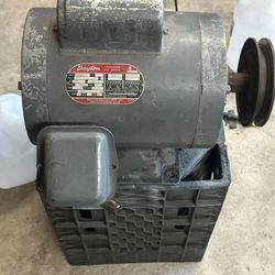 2 HP Dayton Electric Motor  runs on 110 or 220