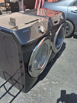 Samsung Front-Load Washer and Dryer Set