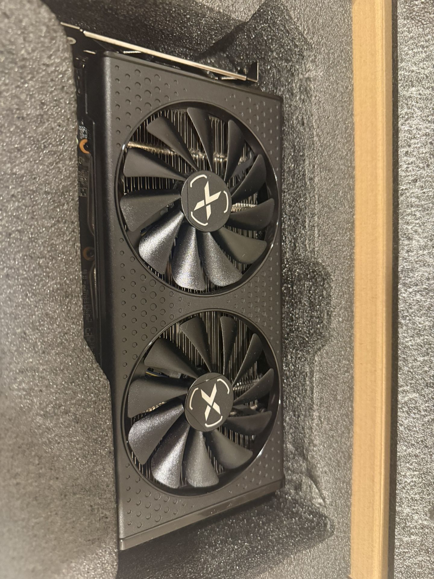 XFX Speedster SWFT210 Radeon RX 6650XT