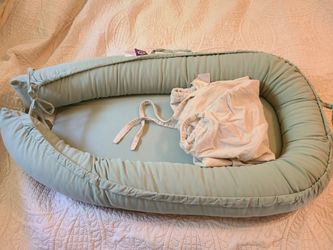 Infant lounger/2 covers