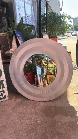 Designers mirror 44 diameter