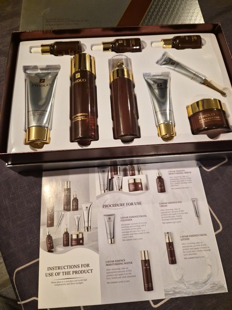 NanoDiva II 新品LOTION & ESSENCE セット Zhiduo Caviar Essence Moistarizing 9 Piece Set for Sale in City Of