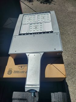 Galleon Configurable 2/3 Parking Lot light