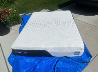 Nectar Classic Memory Foam Queen Mattress ❤️