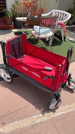 Radio flyer wagon