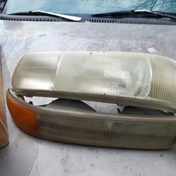 Chevy Silverado Front Light Lenses 