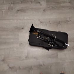 New Blackn Trumpet  Mendini 