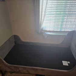 Twin bed frame bodhi