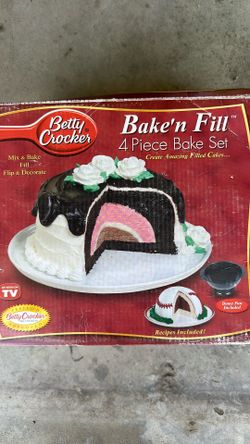 Betty Crocker bake ‘n fill four piece bake set