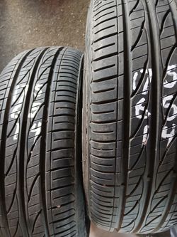 175 65 14 very good pair of 2 Kumho car tires $20 each