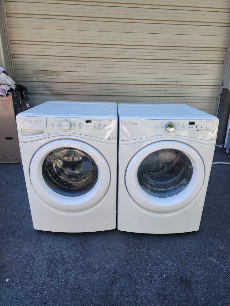 Whirlpool Washer And Dryer Set.
