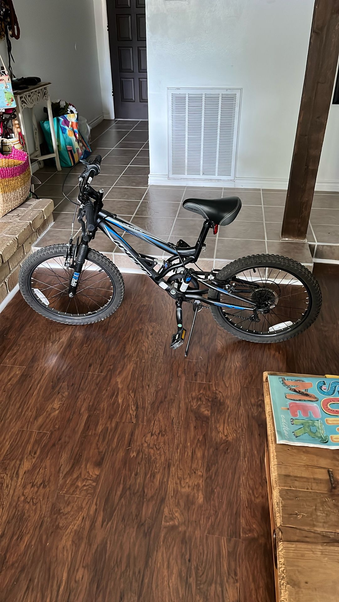 20 Inch Kids Bike Shocker20 Hyper