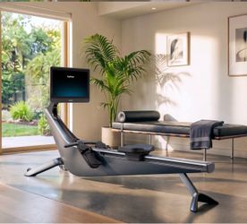 Hydrow rowing machine extremely light usage