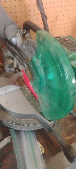 Hitachi Compound Miter Saw 