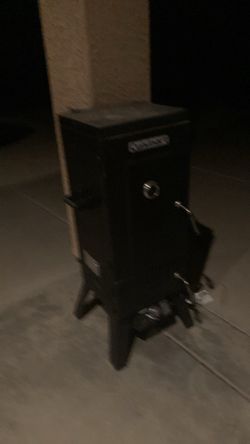 Black Cast Iron  meat smoker