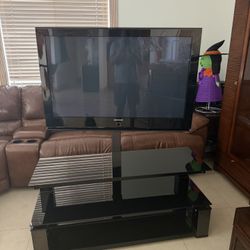 TV Stand With 42” TV