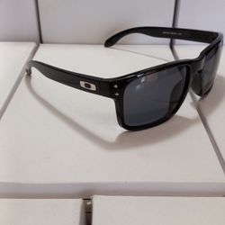 "Compare To" Oakley Holbrook Polarized Sunglasses w/Strap