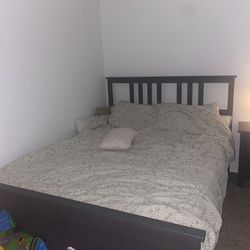 Queen Bed And End Table 