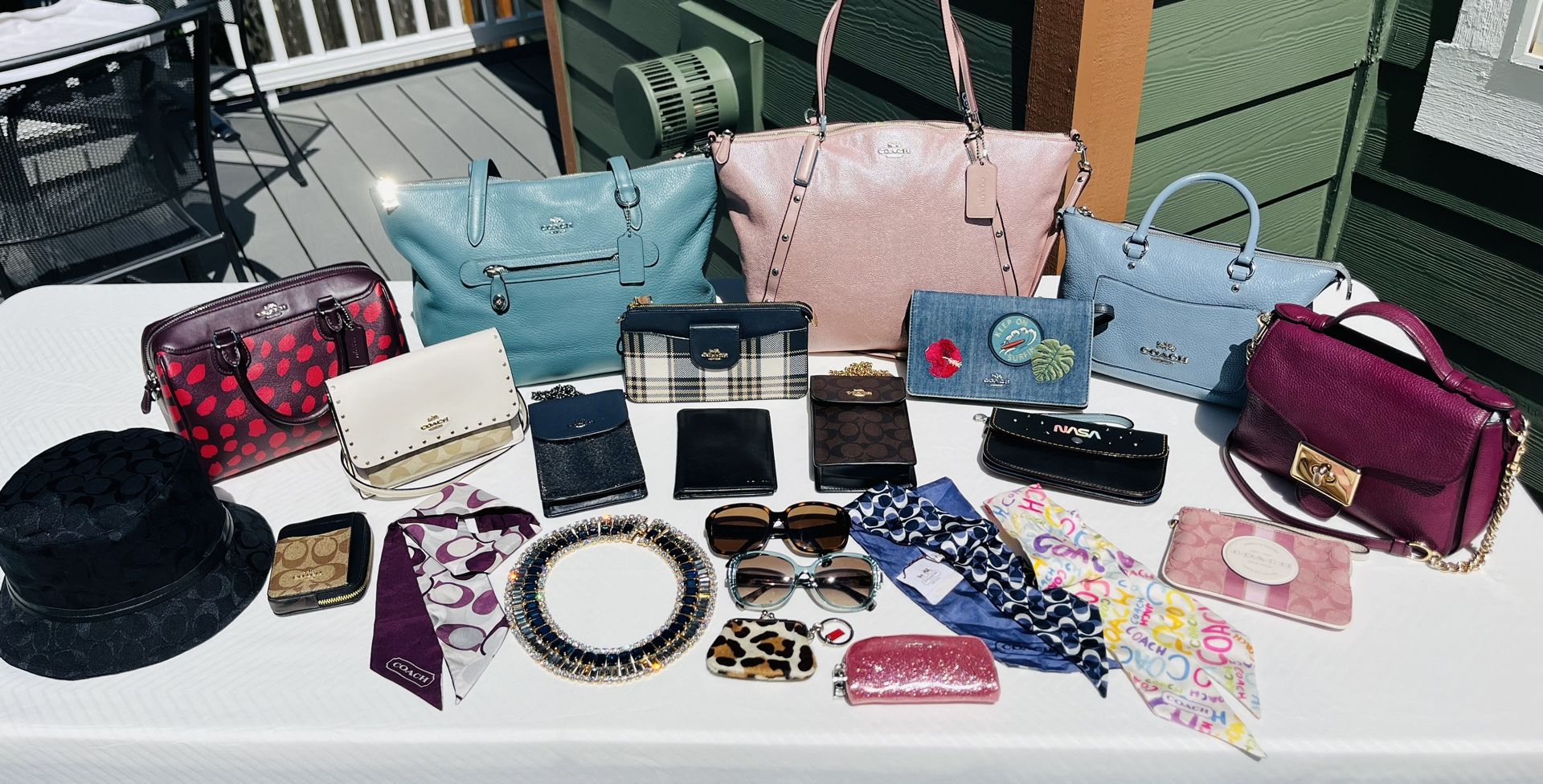COACH Large Lot Hand Bag Purses & More Sellers Resell Bundle