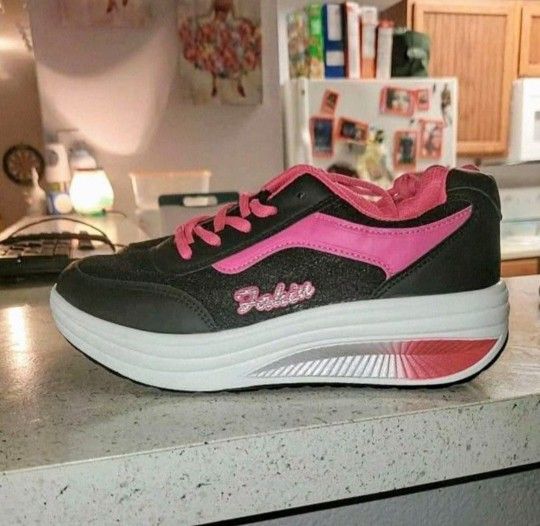 New Womans Shoes
