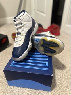 Jordan  11 Win like 82 size 10.5