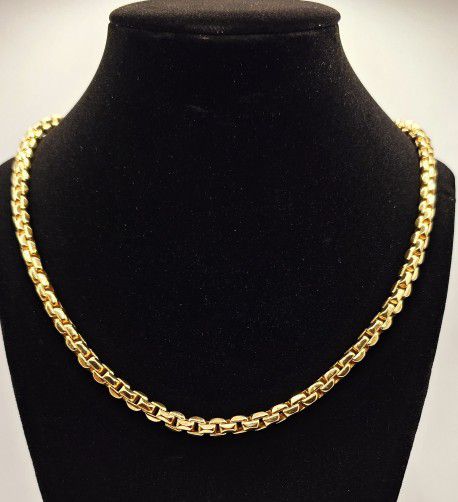 18k Yellow Gold Necklace 26 in Hollow Box Chain 5mm