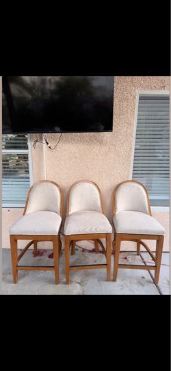 Bar height/stools/barstools