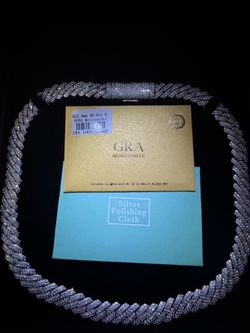 925 SILVER  MOISSANITE CUBAN LINK CHAIN 22 INCH 14MM