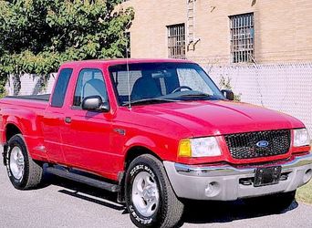 2001 Ford Ranger XLT “85K MILES!$800