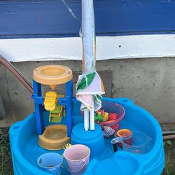 Kids Water Table Tons Of Fun Toys And Umbrella Included