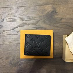 LV Wallet