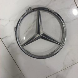 Mercedes Front Grill Emblem