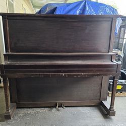 Conway Boston Piano