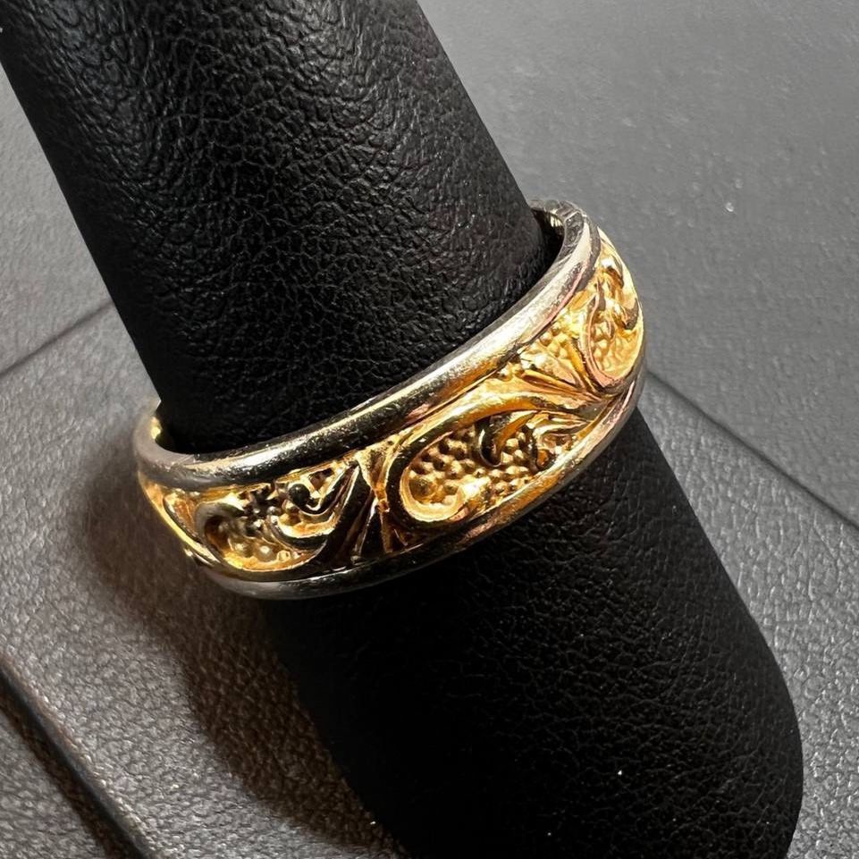 14k two tone gold patterned ring