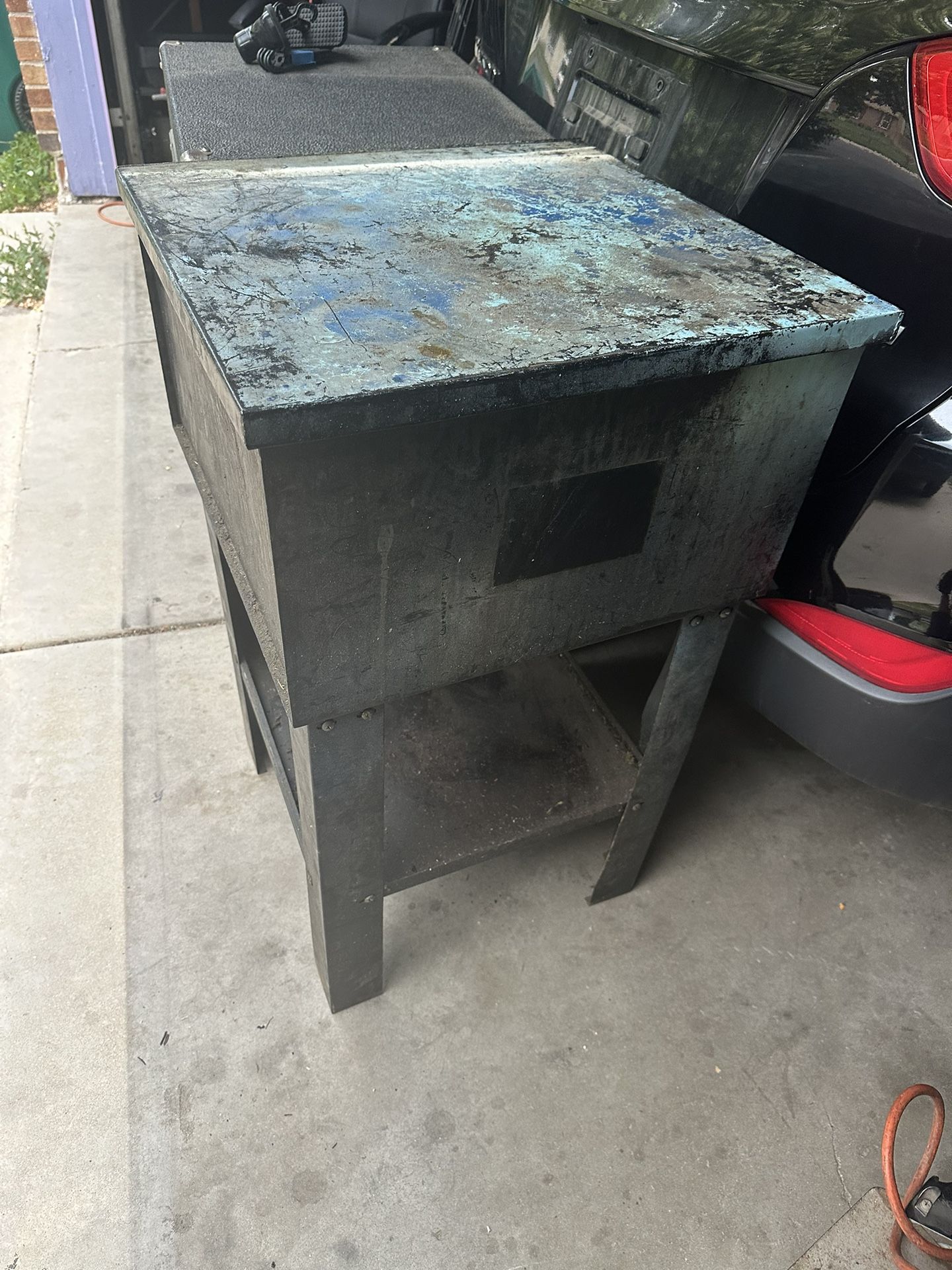 Parts cleaning Box