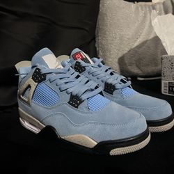 Jordan 4 Retro "University Blue" 