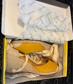 Summer wedges!