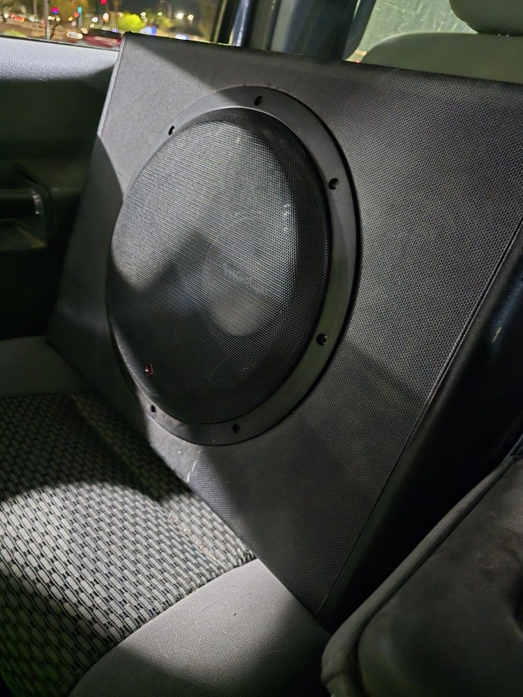 Rockford Fosgate P300-12 Punch 12" Self Powered amplified Subwoofer (perfect for single cab trucks)