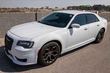 2017 Chrysler 300