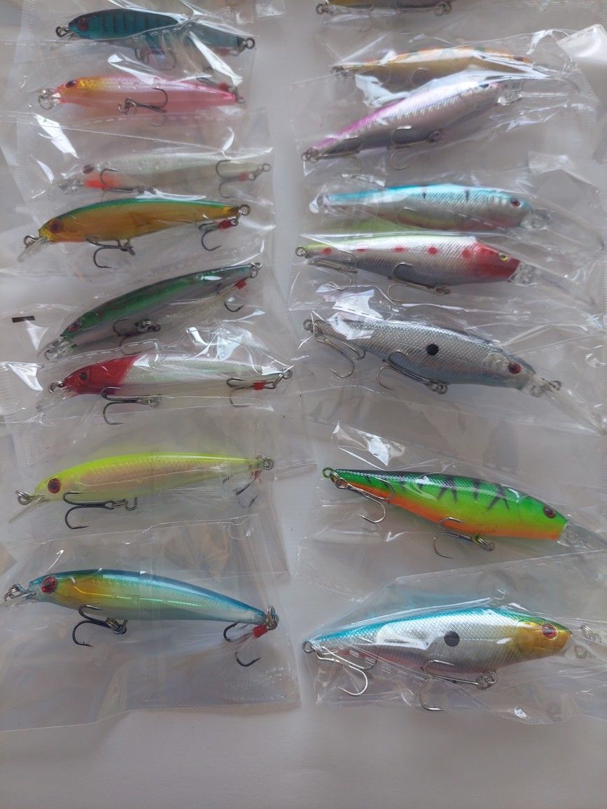 Brand New Fishing Lures For Largemouth Bass 20pcs Lot 