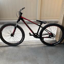 Giant Talon Dirt Jumper/hardtail 