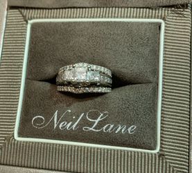 Neil lane 1.5 carat engagement ring with coordinating bands .5carat tw . Paid $6000 1/30/2020 asking $3500 or best offer