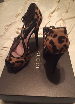 Gucci heels size 38 1/2