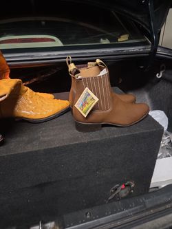 Botas