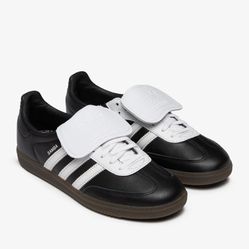 Classic Adidas Samba LT