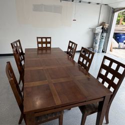 Dinning Table 