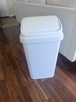 Like New Tall Swingtop Wastebasket